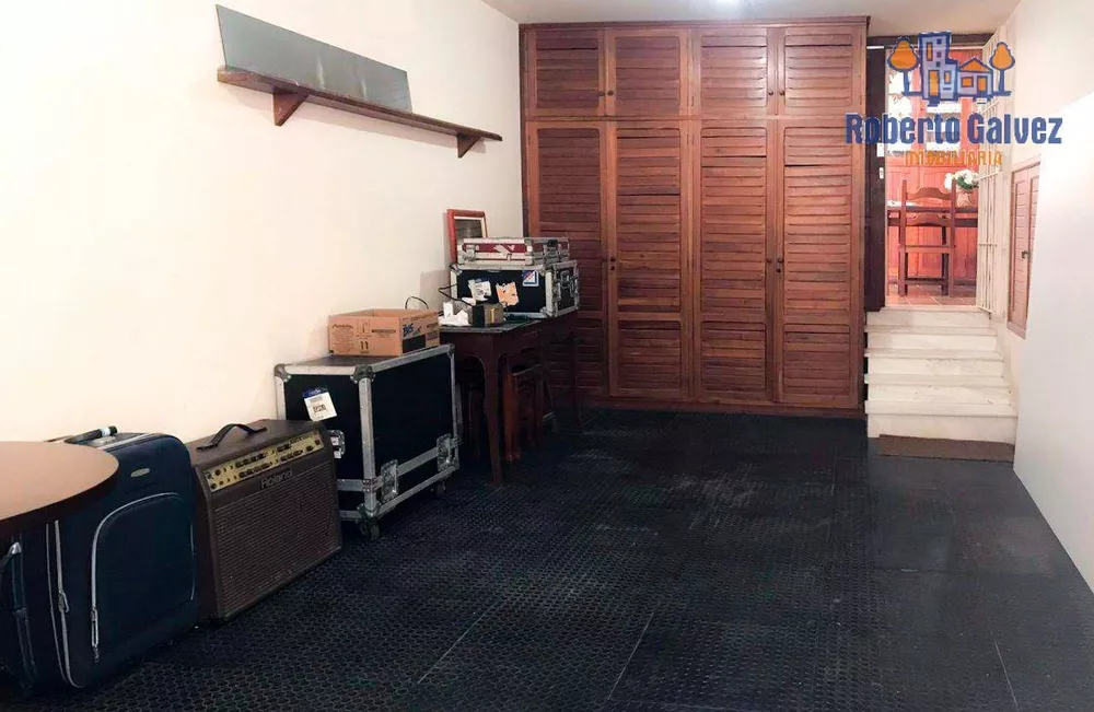 Casa, 3 quartos, 262 m² - Foto 23