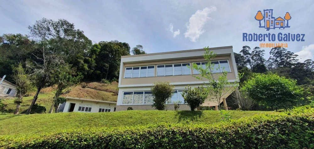 Casa, 4 quartos, 281 m² - Foto 1