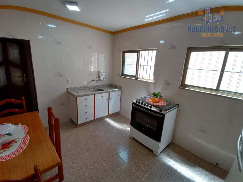 Casa, 2 quartos, 250 m² - Foto 33