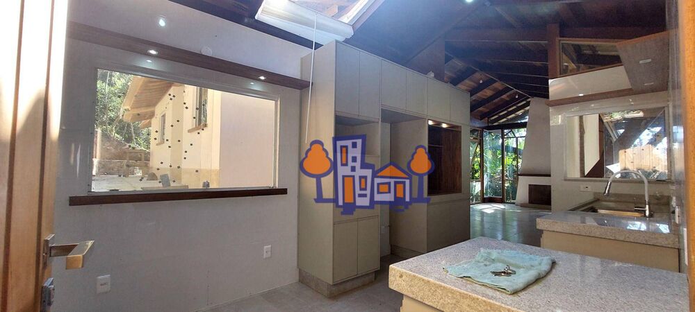 Casa de Condomínio à venda com 3 quartos, 180m² - Foto 3