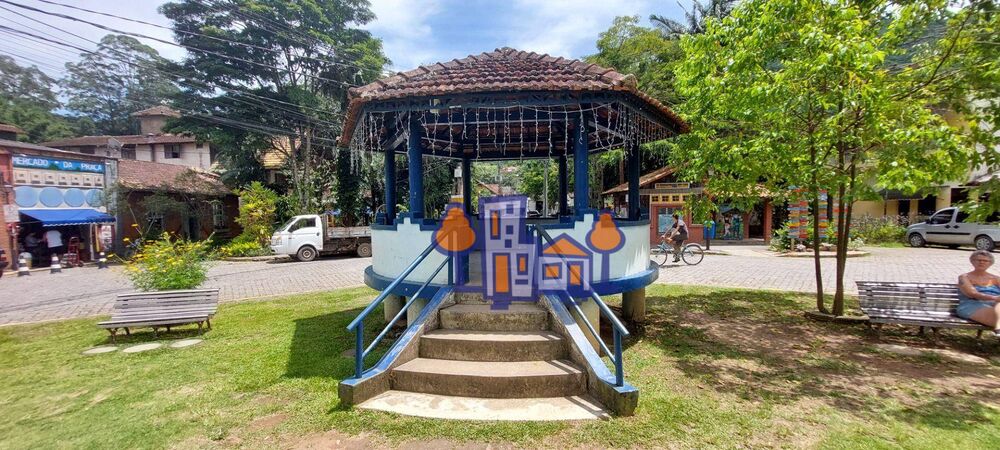Casa à venda com 2 quartos, 70m² - Foto 4