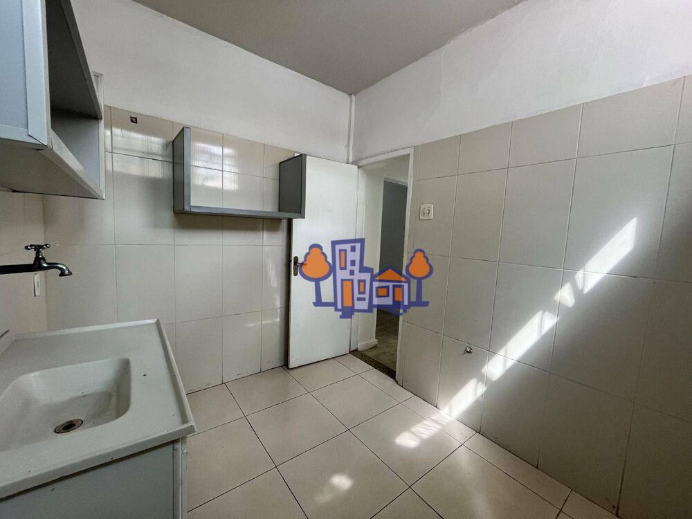Apartamento para alugar com 3 quartos, 80m² - Foto 1