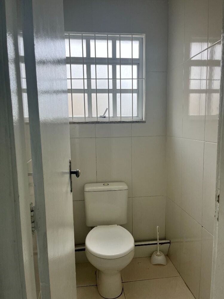 Apartamento para alugar com 3 quartos, 80m² - Foto 2