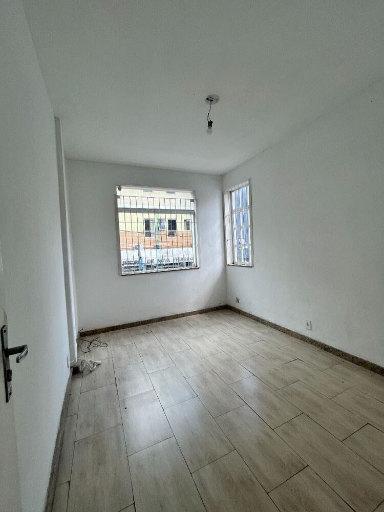 Apartamento para alugar com 3 quartos, 80m² - Foto 3