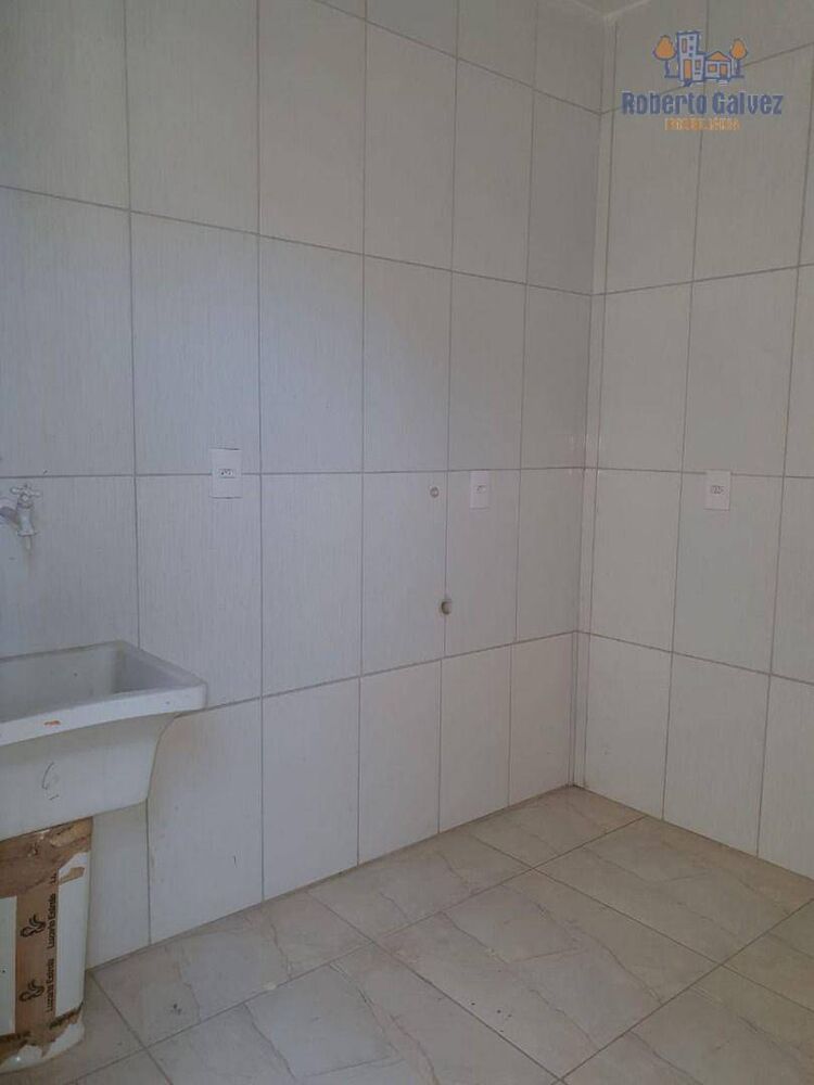 Casa à venda com 2 quartos, 85m² - Foto 3