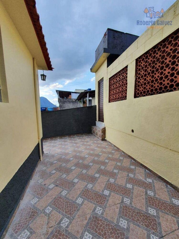 Casa à venda com 2 quartos, 85m² - Foto 4