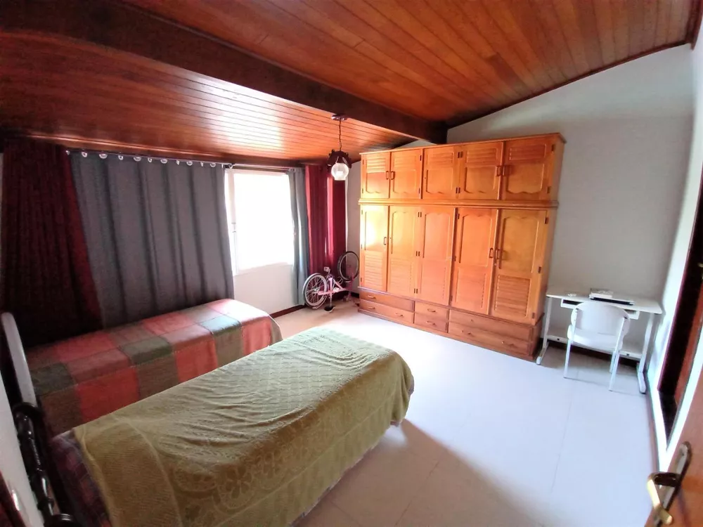 Casa, 4 quartos, 252 m² - Foto 9