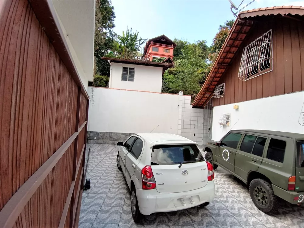 Casa, 4 quartos, 252 m² - Foto 37