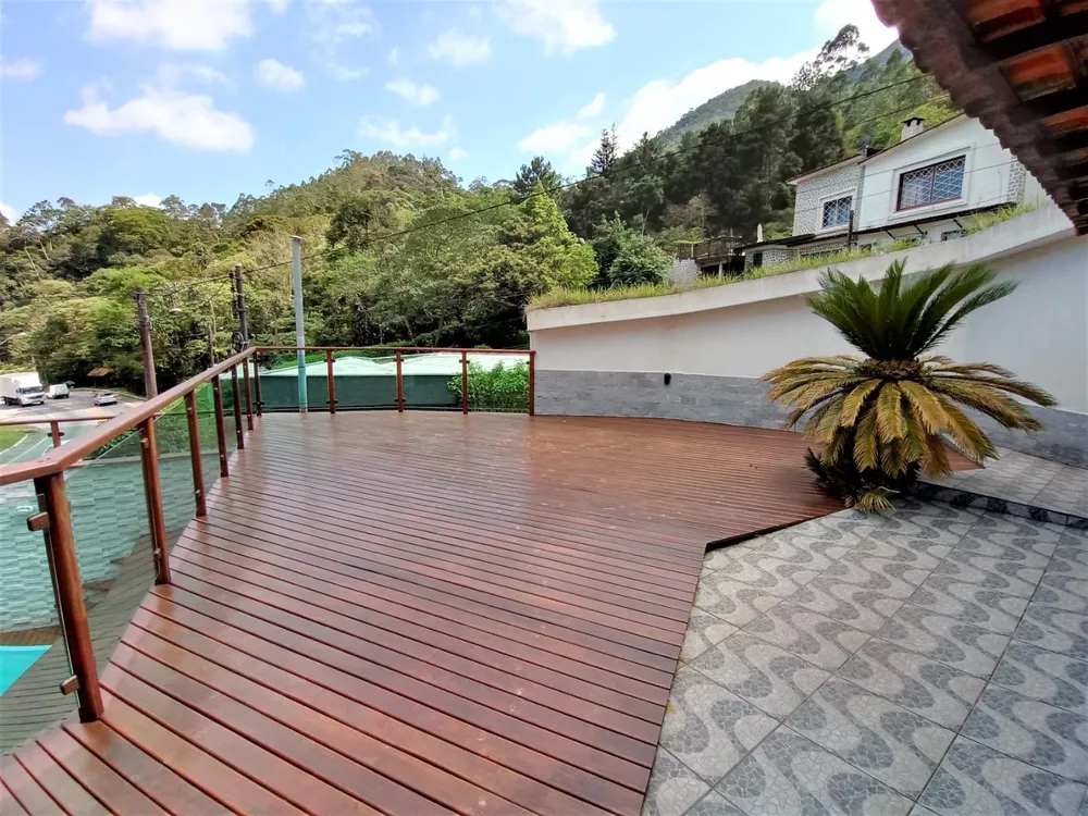 Casa, 4 quartos, 252 m² - Foto 47