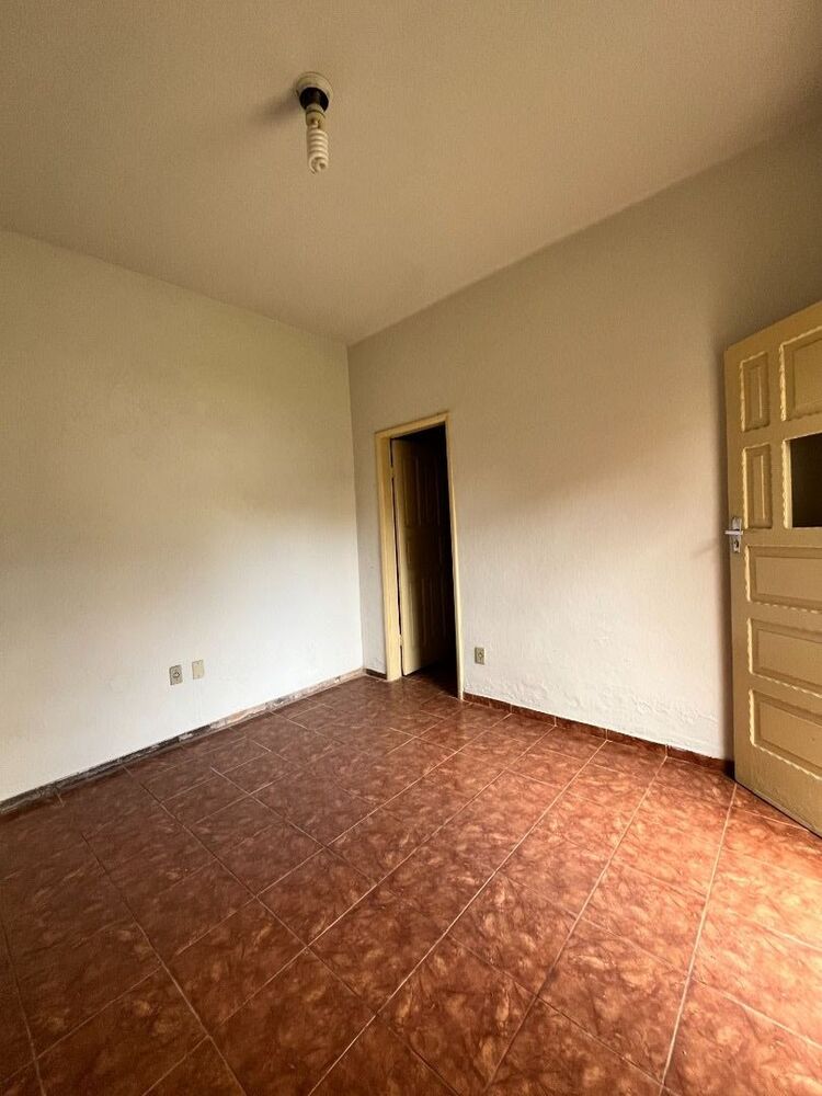 Casa para alugar com 1 quarto, 32m² - Foto 2