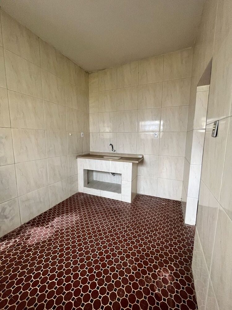 Casa para alugar com 1 quarto, 32m² - Foto 1