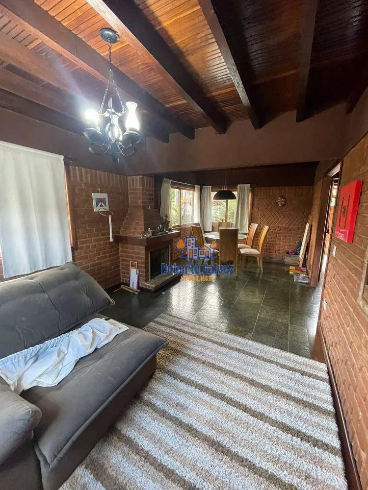 Casa, 3 quartos, 188 m² - Foto 2