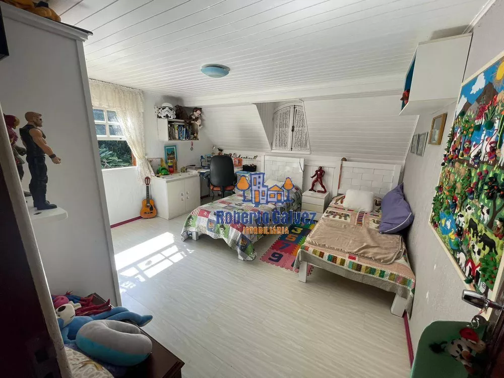 Casa, 4 quartos, 339 m² - Foto 24