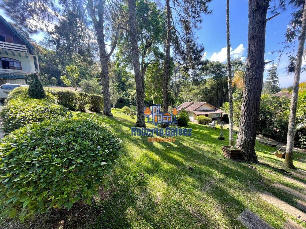 Casa, 4 quartos, 339 m² - Foto 2