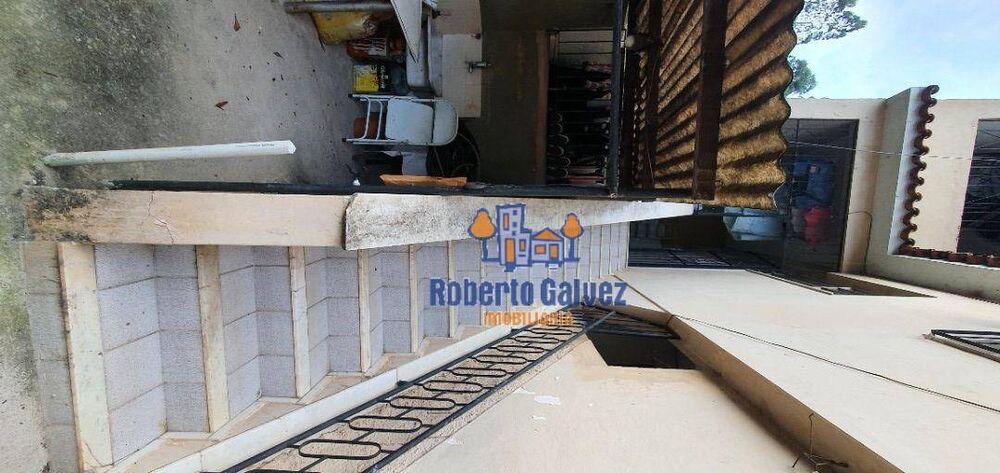 Casa à venda com 3 quartos, 96m² - Foto 3