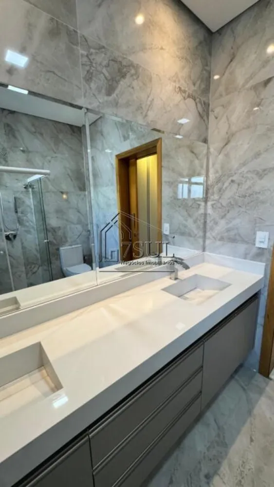 Casa, 3 quartos, 158 m² - Foto 3