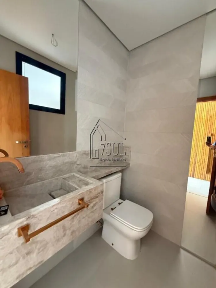 Casa, 3 quartos, 240 m² - Foto 2