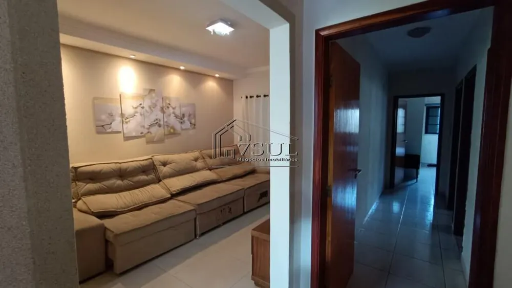 Casa, 3 quartos, 130 m² - Foto 2