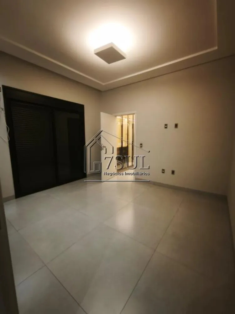 Casa, 3 quartos, 220 m² - Foto 8
