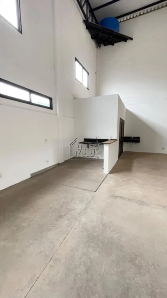 Prédio Inteiro, 200 m² - Foto 1