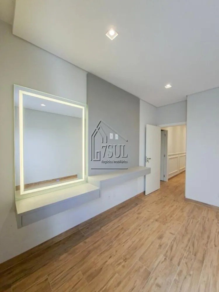 Casa, 4 quartos, 245 m² - Foto 4