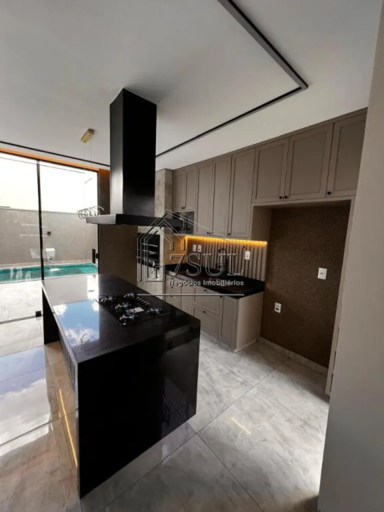 Casa, 3 quartos, 135 m² - Foto 4