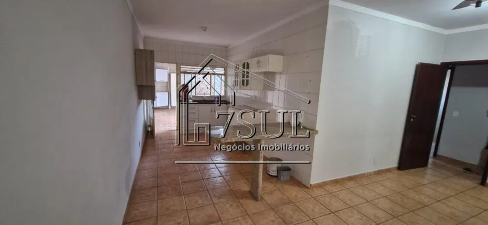 Casa, 3 quartos, 180 m² - Foto 1