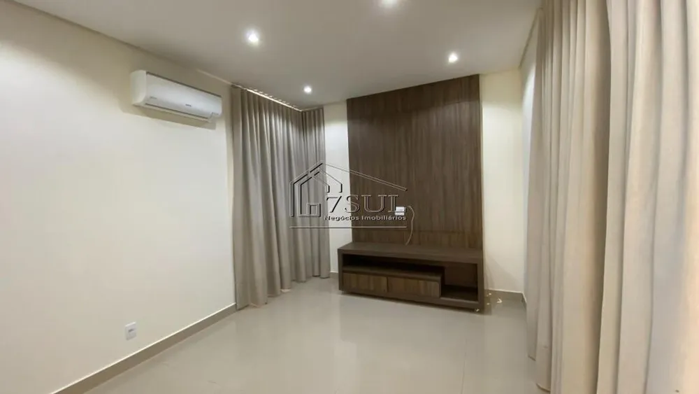 Casa, 4 quartos, 270 m² - Foto 9