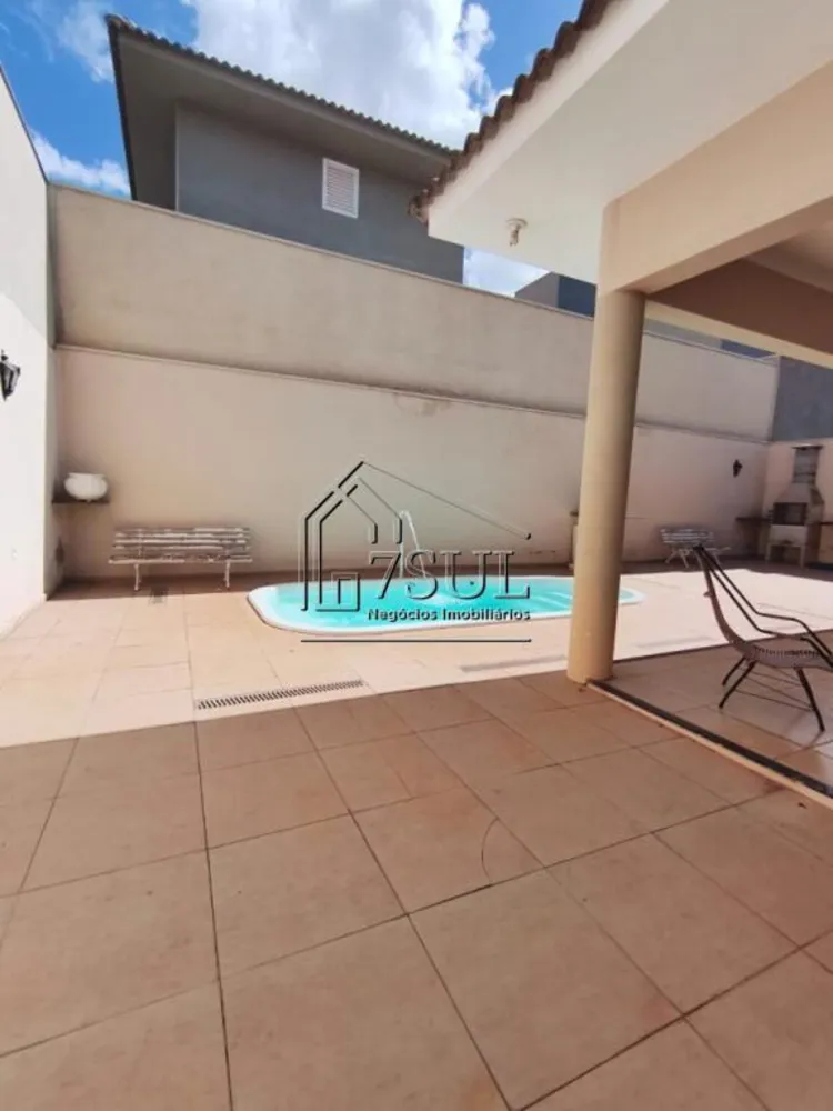 Casa, 3 quartos, 300 m² - Foto 6
