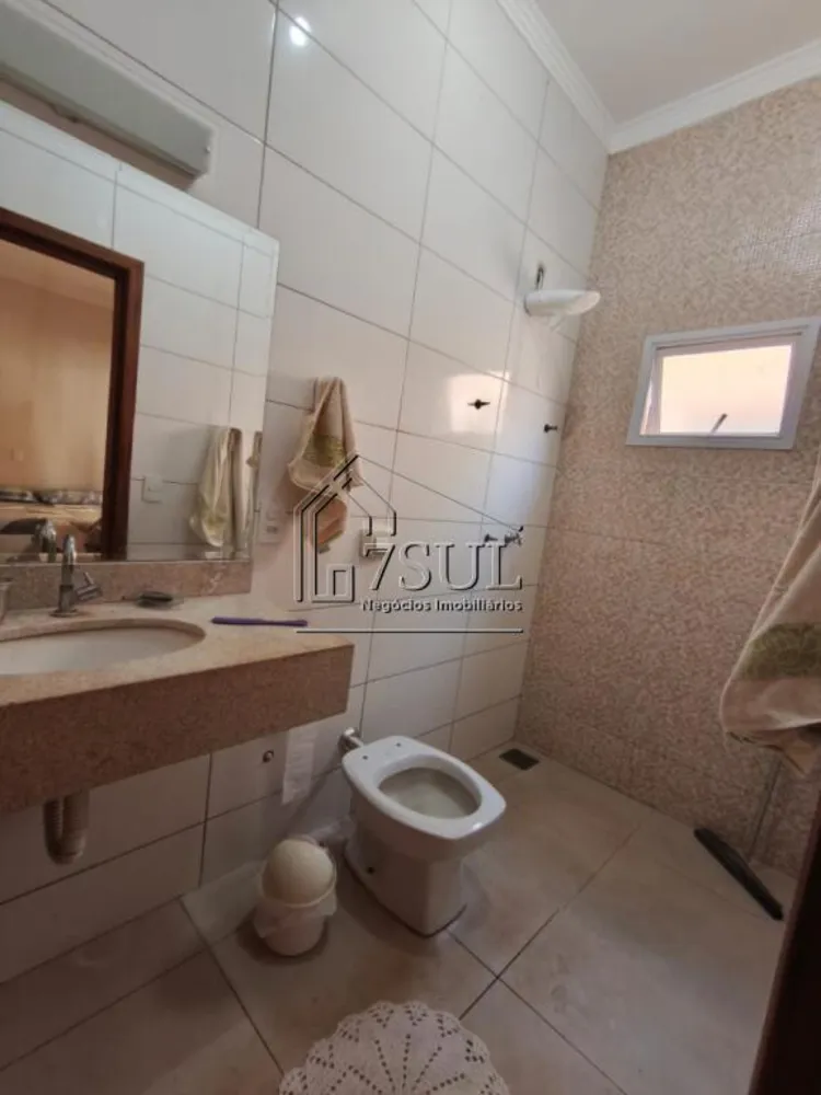 Casa, 3 quartos, 300 m² - Foto 8