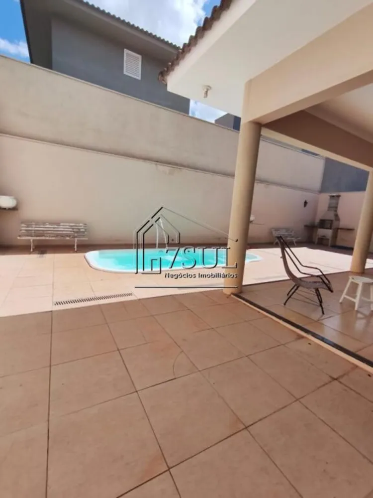 Casa, 3 quartos, 300 m² - Foto 4