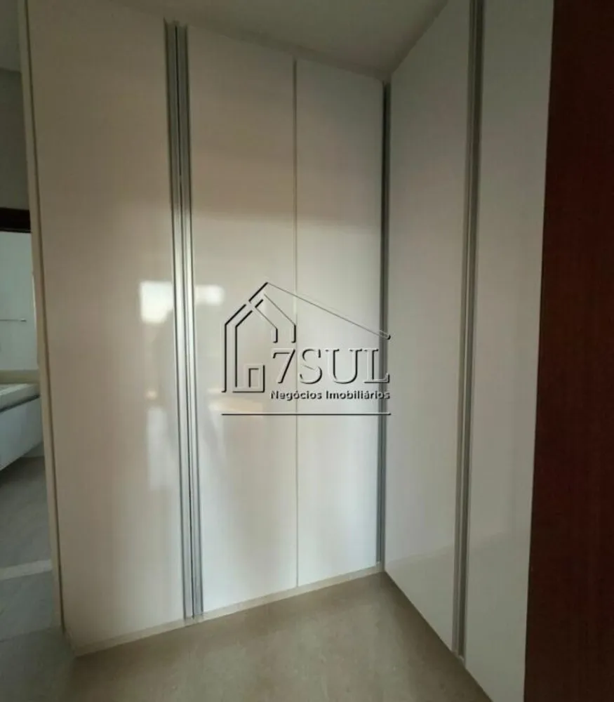 Casa, 3 quartos, 249 m² - Foto 9