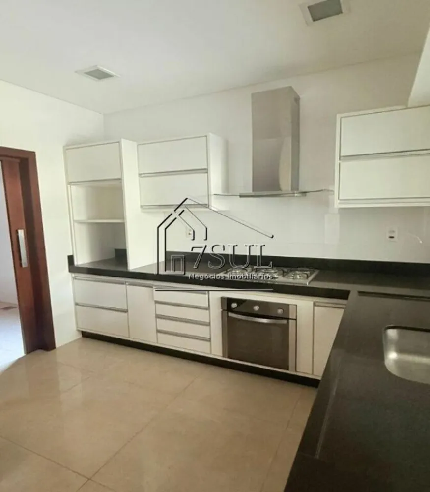 Casa, 3 quartos, 249 m² - Foto 11