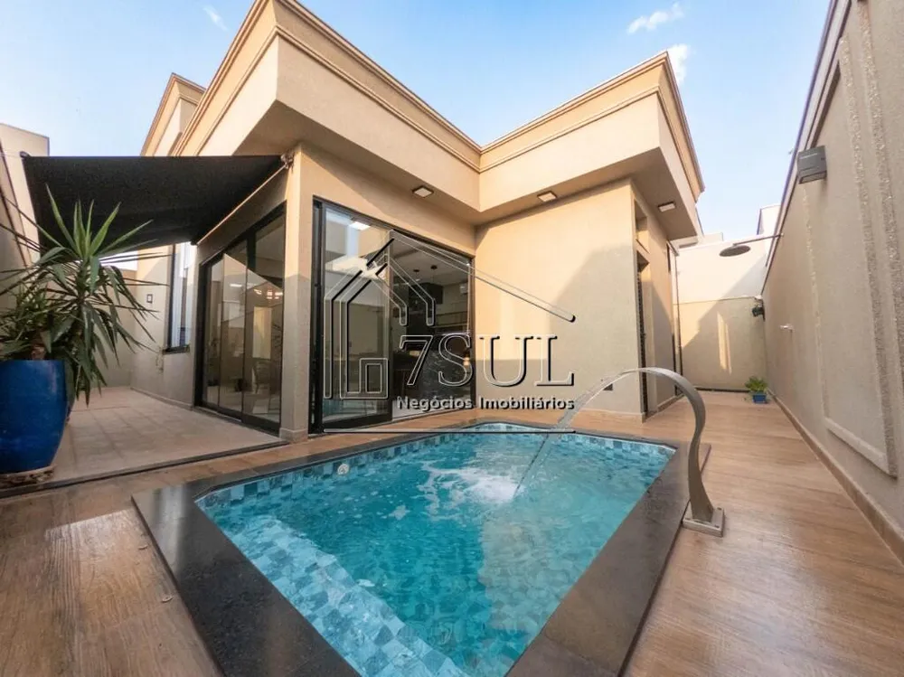 Casa, 3 quartos, 156 m² - Foto 1