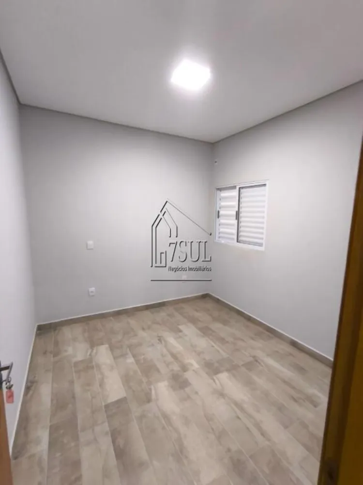 Casa, 3 quartos, 105 m² - Foto 2
