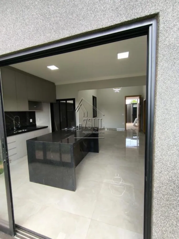 Casa, 3 quartos, 105 m² - Foto 1