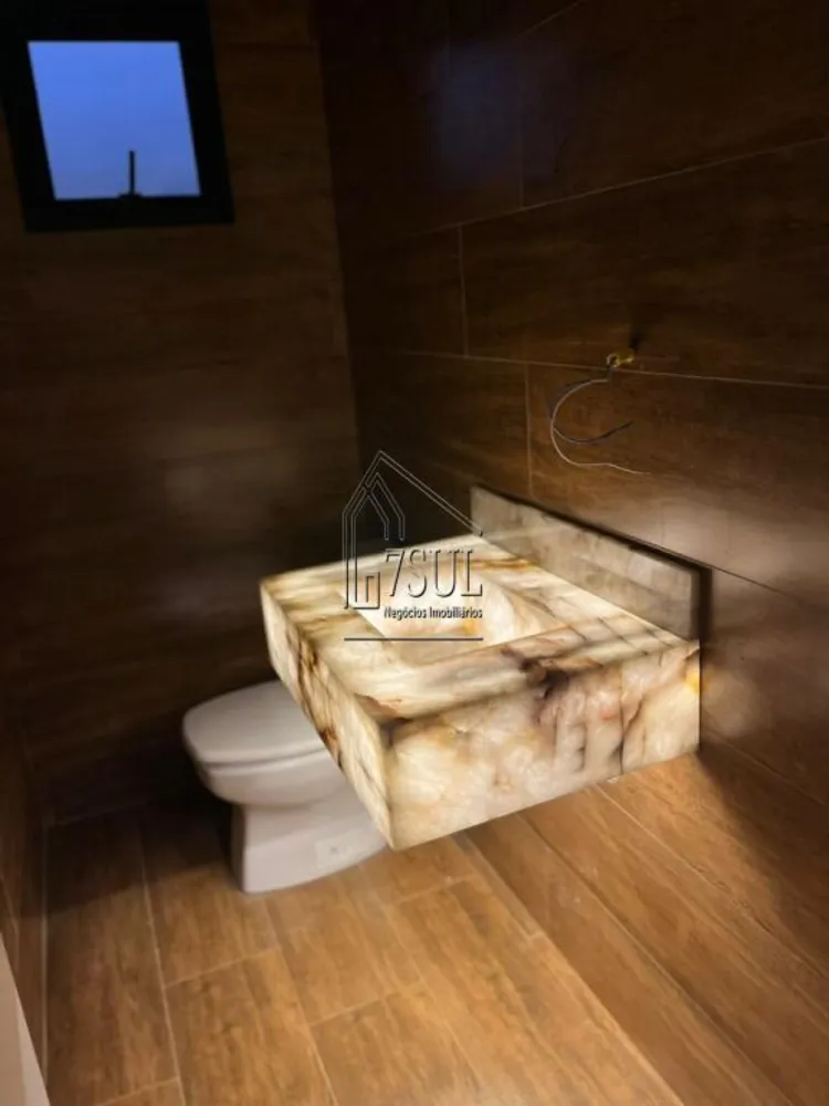 Casa, 3 quartos, 186 m² - Foto 2