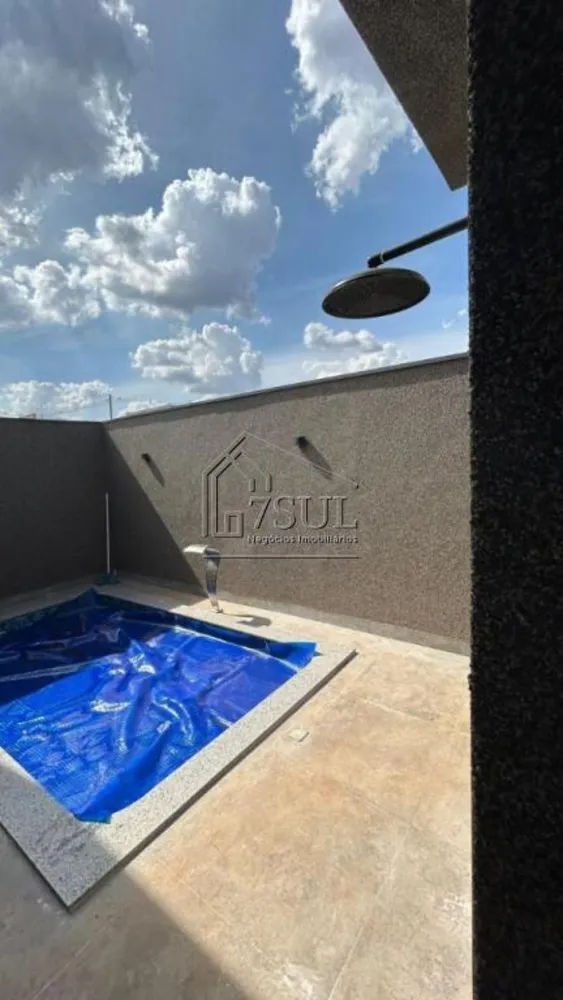 Casa, 3 quartos, 135 m² - Foto 1