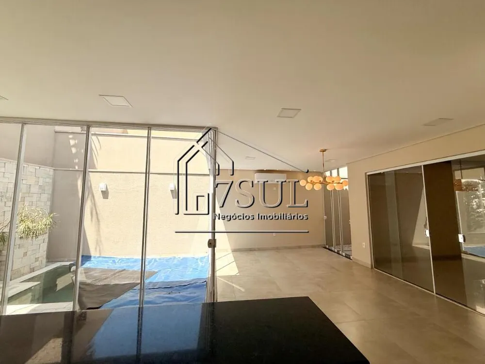 Casa, 3 quartos, 200 m² - Foto 3