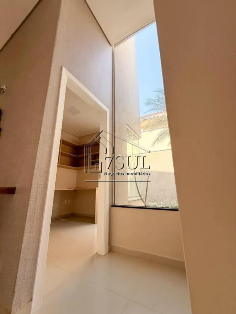 Casa, 3 quartos, 200 m² - Foto 2