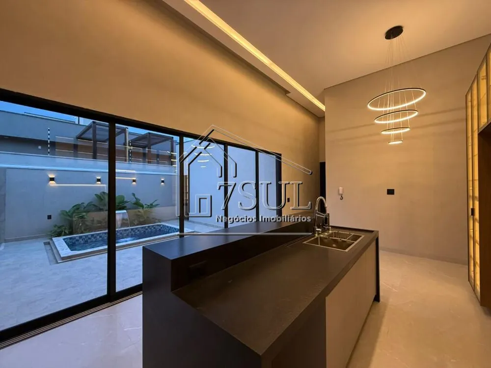 Casa, 3 quartos, 137 m² - Foto 3