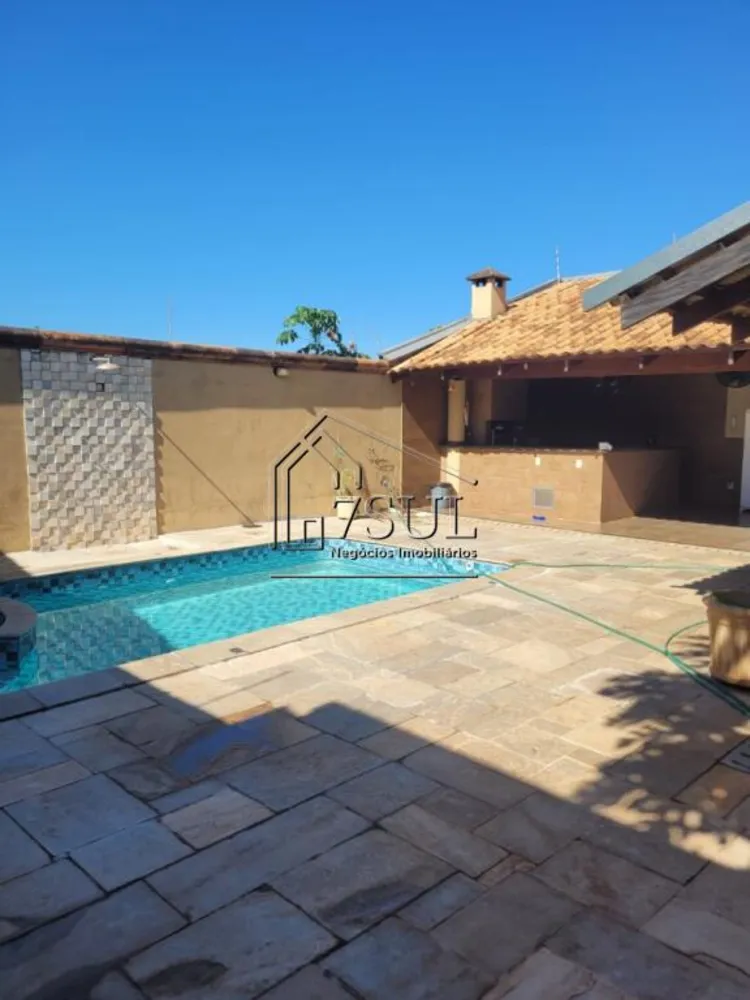Casa, 3 quartos, 380 m² - Foto 2