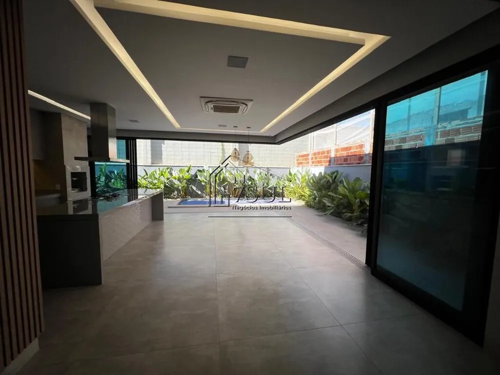 Casa, 4 quartos, 270 m² - Foto 7