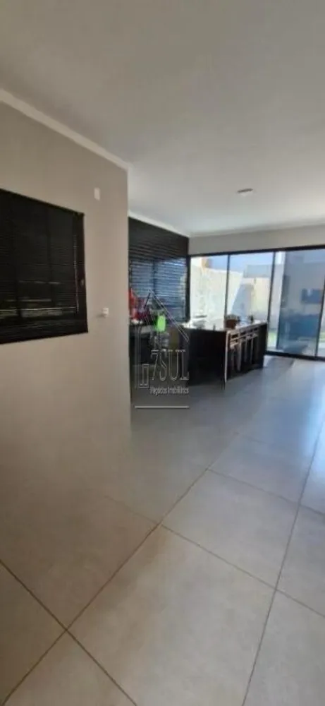 Casa, 3 quartos, 106 m² - Foto 1