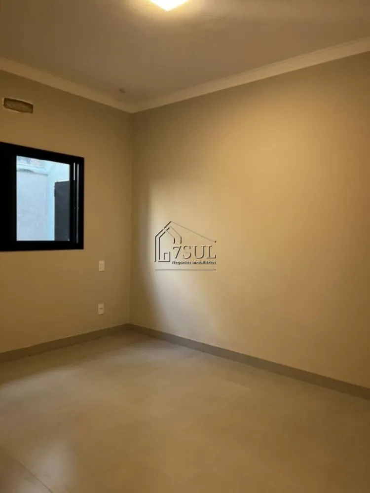 Casa, 2 quartos, 200 m² - Foto 1