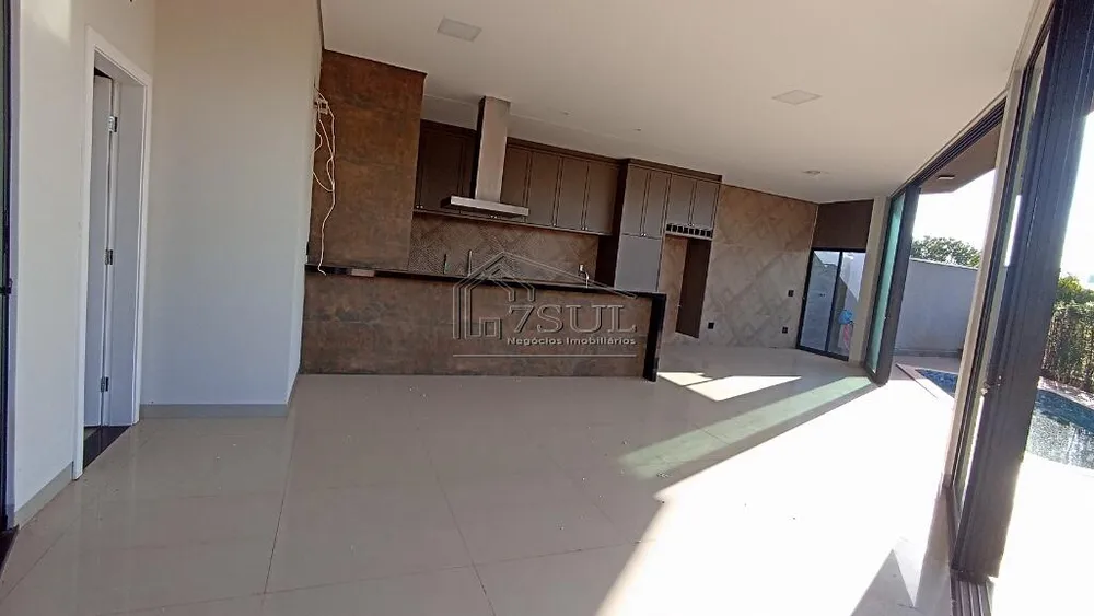 Casa, 3 quartos, 280 m² - Foto 2
