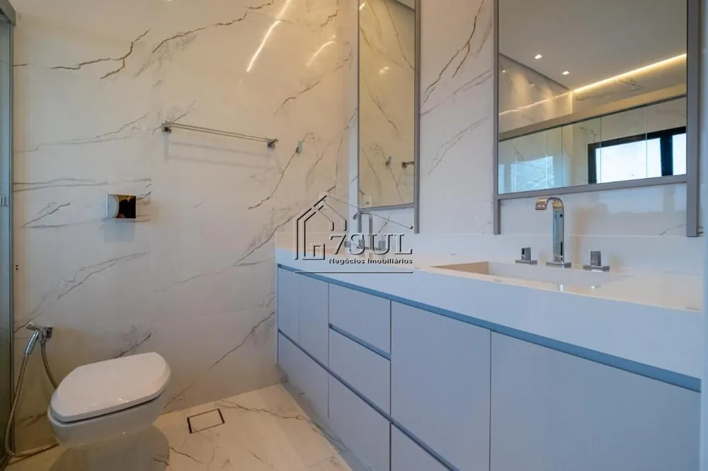 Casa, 3 quartos, 260 m² - Foto 1