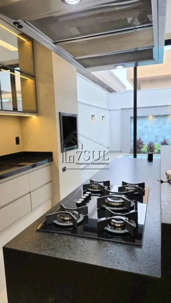 Casa, 3 quartos, 214 m² - Foto 5