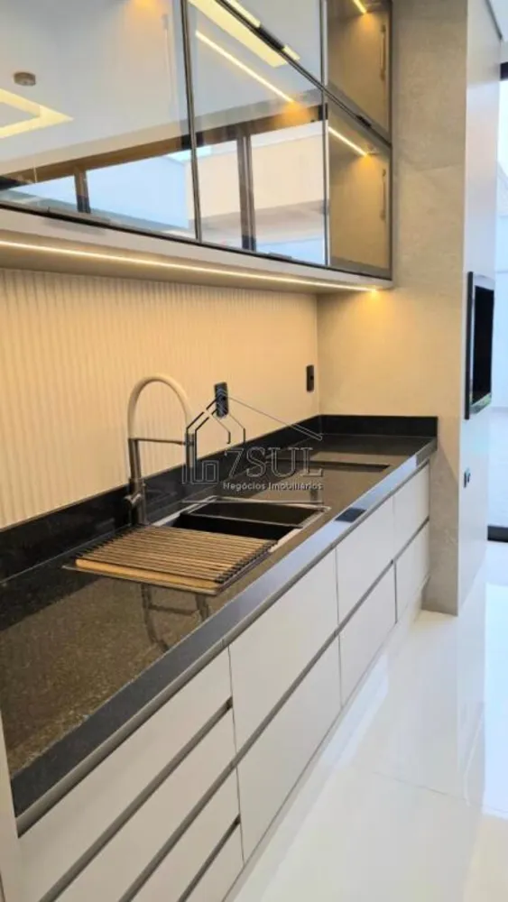 Casa, 3 quartos, 214 m² - Foto 11
