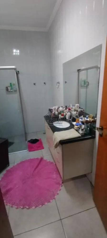 Casa, 3 quartos, 245 m² - Foto 3